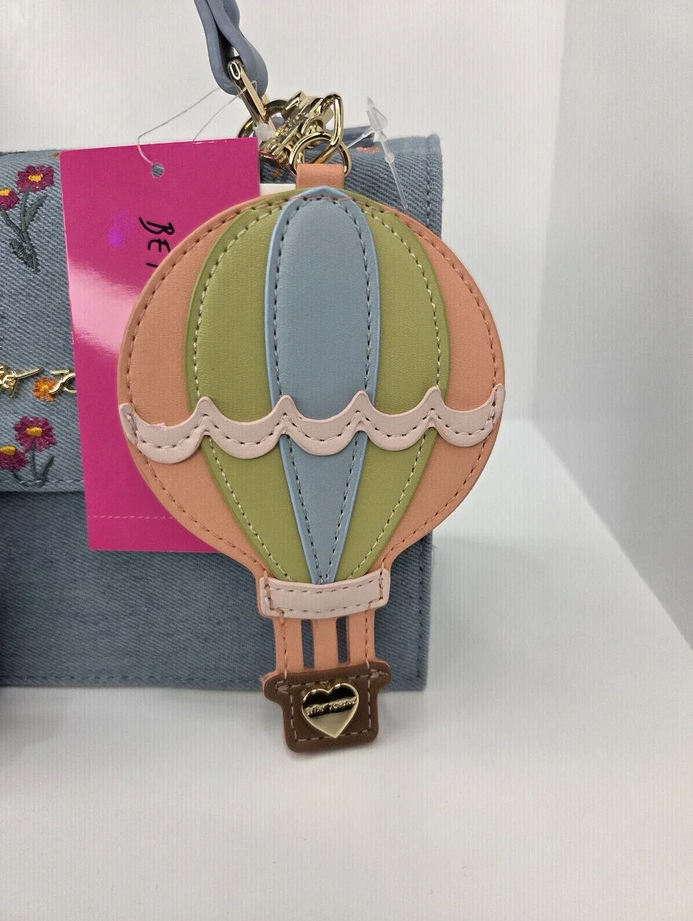 💙▪️Betsey Johnson▪️ Blue Denim Embroidered Top Handle Bag Hot Air Balloon Charm